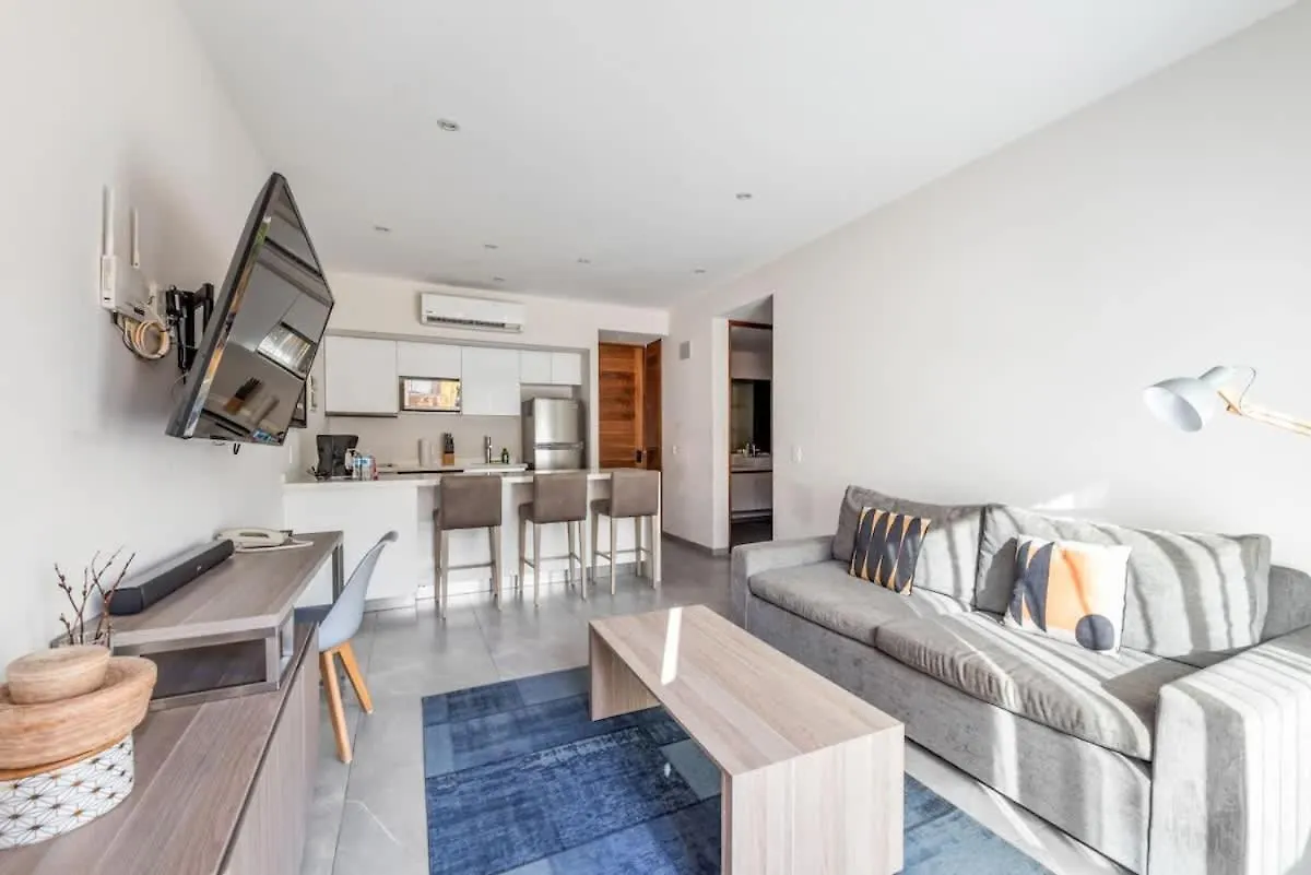 Apartment Luxury Condo 1Bd Apt Ac Pool Gym Cinema Playa del Carmen