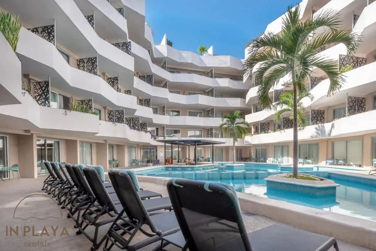 Luxury Condo 1Bd Apt Ac Pool Gym Cinema location