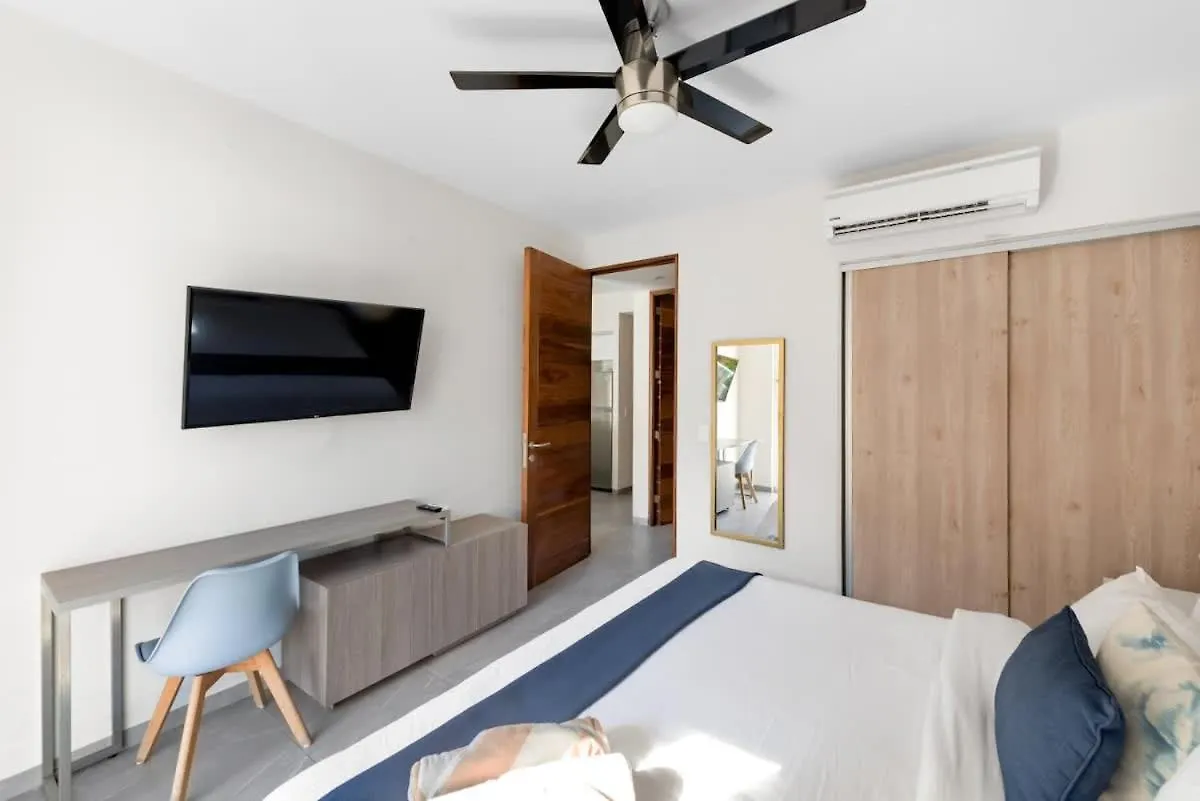 Apartment Luxury Condo 1Bd Apt Ac Pool Gym Cinema Playa del Carmen Mexico