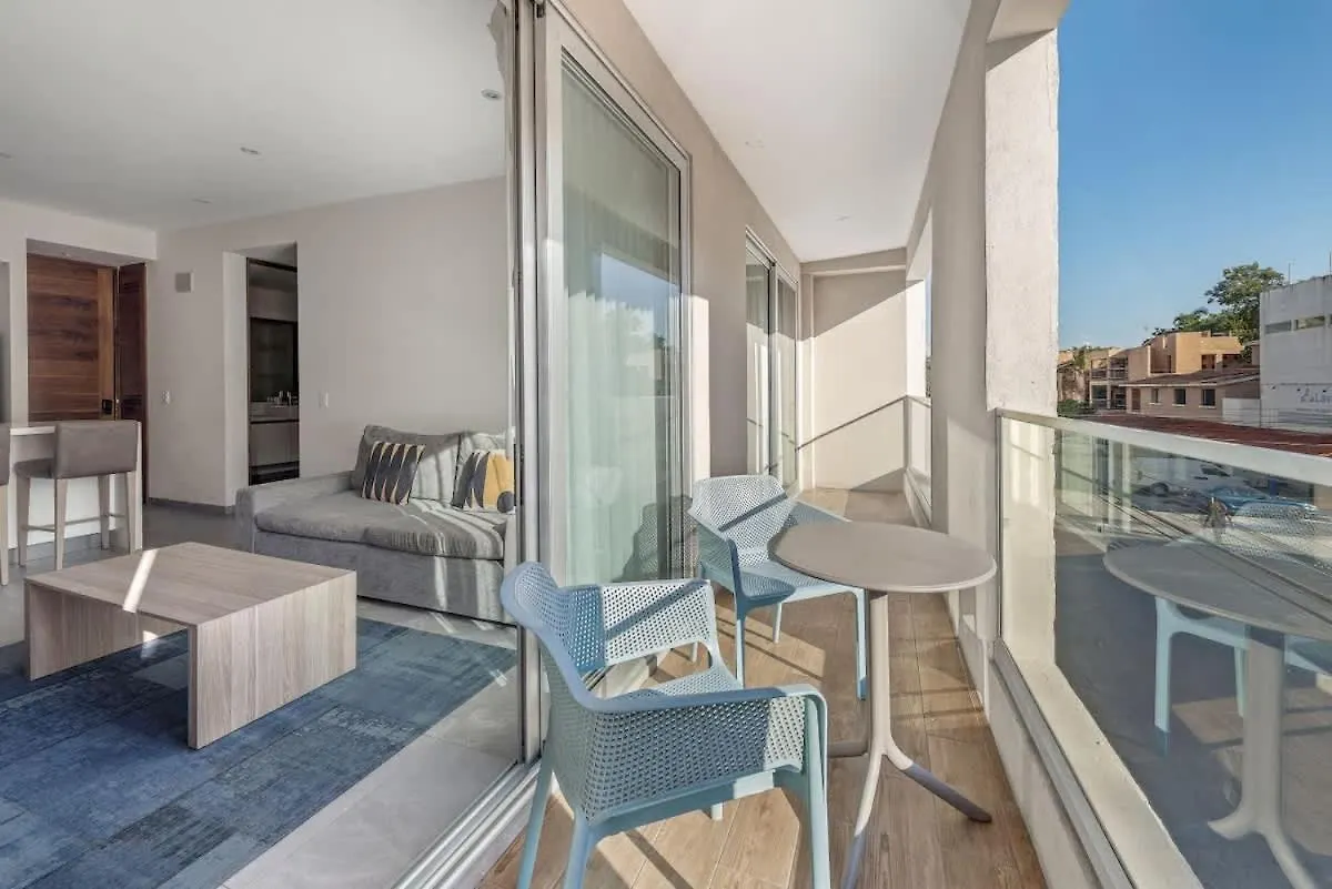 Apartment Luxury Condo 1Bd Apt Ac Pool Gym Cinema Playa del Carmen