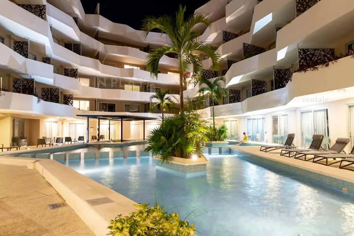Luxury Condo 1Bd Apt Ac Pool Gym Cinema Playa del Carmen Apartmán